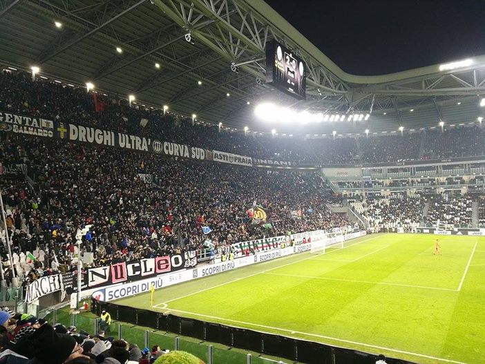 Juve, la curva sud chiusa ai tifosi sarà occupata dai giovani delle società dilettantistiche del Piemonte Juve, la curva sud chiusa ai tifosi sarà occupata dai giovani delle società dilettantistiche del Piemonte