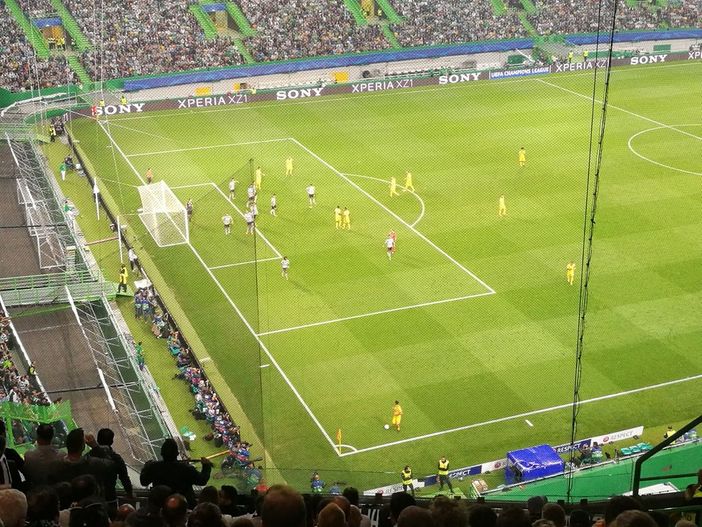 Higuain salva una brutta Juve, a Lisbona finisce 1 a 1 (Video)