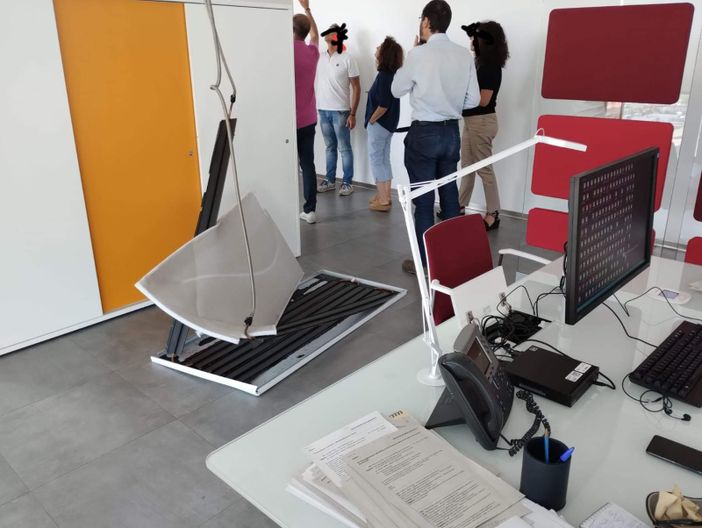 controsoffitto crollato al Palazzo della Regione