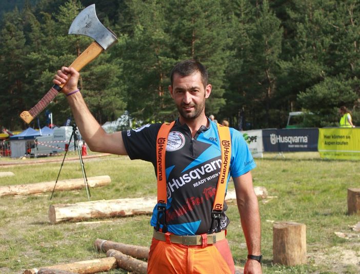 Oulx, Fiera Boster dei boscaioli: è toscano il migliore d'Italia. In 9.000 hanno seguito l'evento