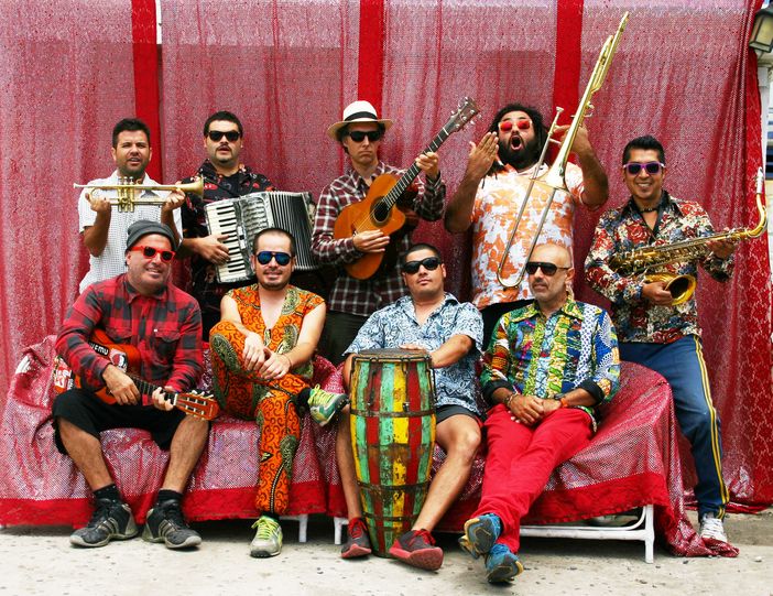 I re della "cumbia" arrivano in Italia: stasera live dei Chico Trujillo al Cap10100 I re della "cumbia" arrivano in Italia: stasera live dei Chico Trujillo al Cap10100