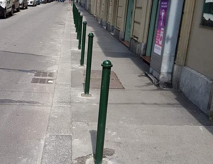 dissuasori - foto di archivio