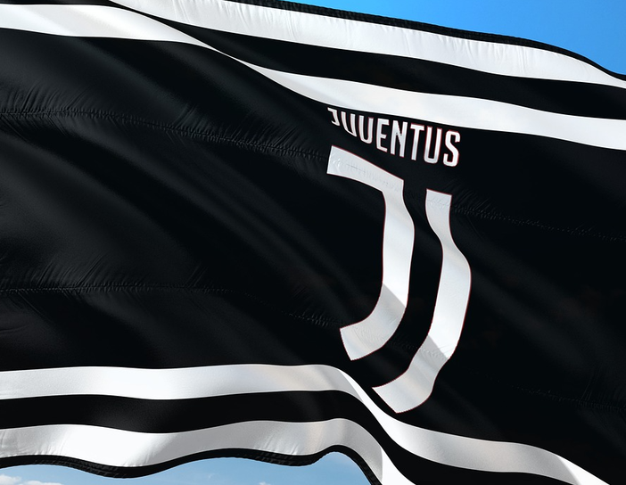 Intesa Sanpaolo diventa official bank di Juventus