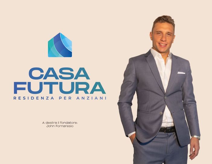 persona in piedi davanti a un marchio persona in piedi davanti a un marchio