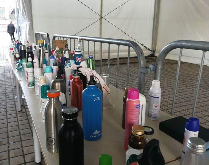 #SalTo18, dal frullatore alla bacchetta magica: gli oggetti più strani fermati all’ingresso del Salone #SalTo18, dal frullatore alla bacchetta magica: gli oggetti più strani fermati all’ingresso del Salone