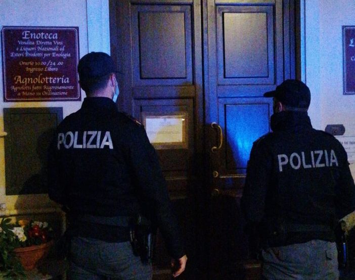 chiusura locale Rivoli