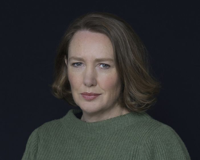 Portici di Carta 2024: la chiusura "extra" con Paula Hawkins, autrice de La ragazza del treno