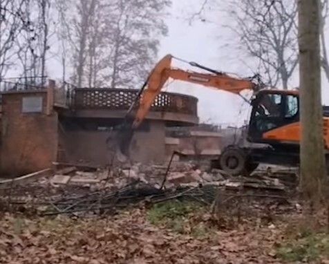 Sgombero ex piscina Sempione, 20 le persone denunciate