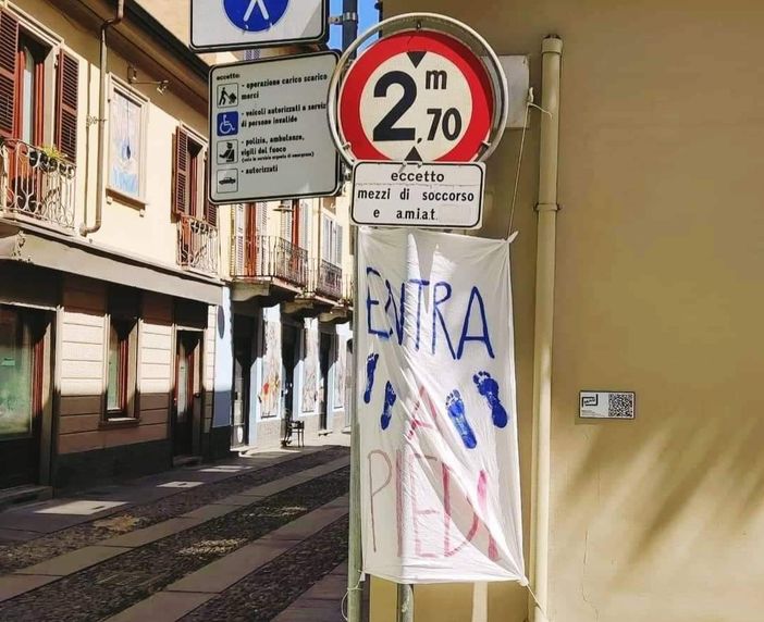 Dissuasori per la sosta nella Campidoglio pedonale