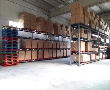 Vendi la tua merce in stock in tutto il Nord Italia