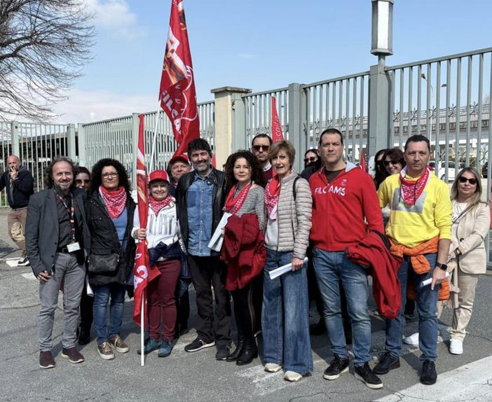 Nei giorni scorsi si è tenuta la protesta dei lavoratori in via Plava Nei giorni scorsi si è tenuta la protesta dei lavoratori in via Plava
