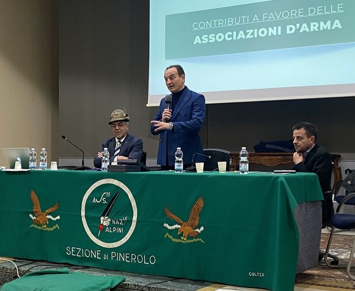 Da sinistra Buttigliero, Cirio e il sindaco Salvai Da sinistra Buttigliero, Cirio e il sindaco Salvai