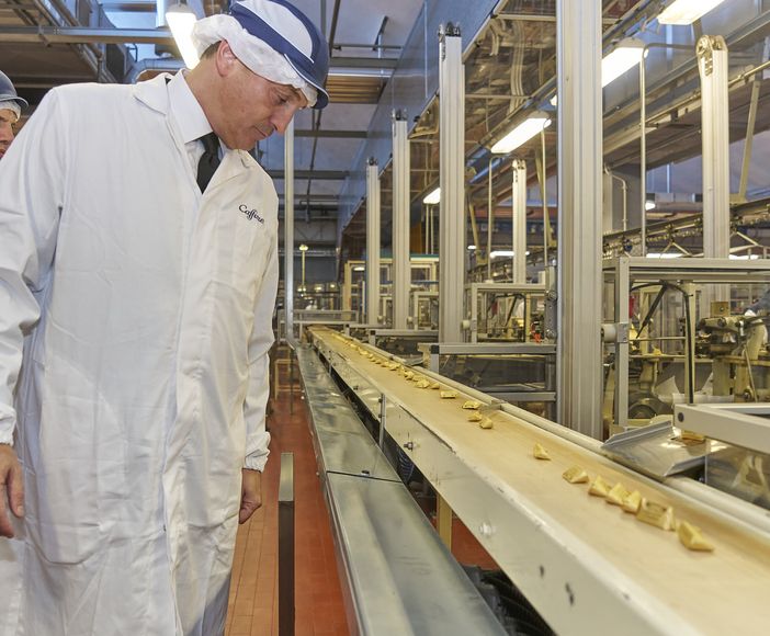 Cirio in visita alla Caffarel Cirio in visita alla Caffarel