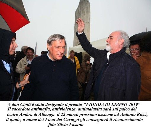 Sorpresa ad Albenga: a don Ciotti la Fionda 2019