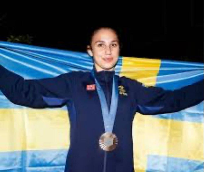 Tara Babulfath, bronzo a Parigi nel 2024, a San Mauro con la nazionale svedese