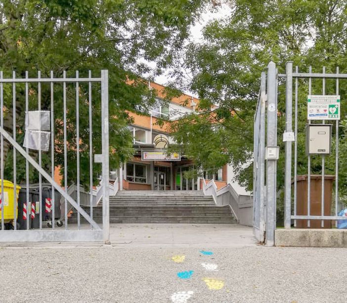 Coronavirus: le scuole del Canavese si attivano per una didattica a distanza Coronavirus: le scuole del Canavese si attivano per una didattica a distanza