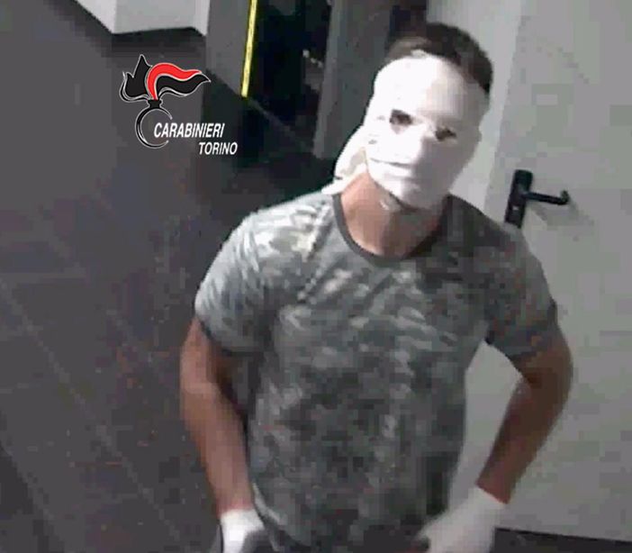 Sradicavano i parcometri col palanchino: quattro arresti e dodici denunce per sgominare la banda [VIDEO]