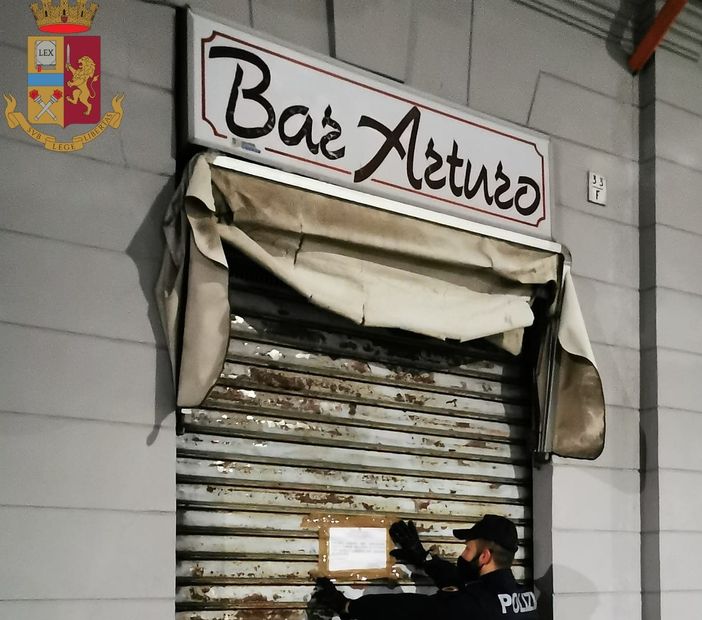 bar chiuso dalla Polizia in via Spotorno