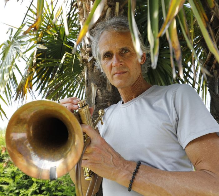 La leggendaria tromba del jazz Markus Stockhausen in concerto al Folkclub La leggendaria tromba del jazz Markus Stockhausen in concerto al Folkclub