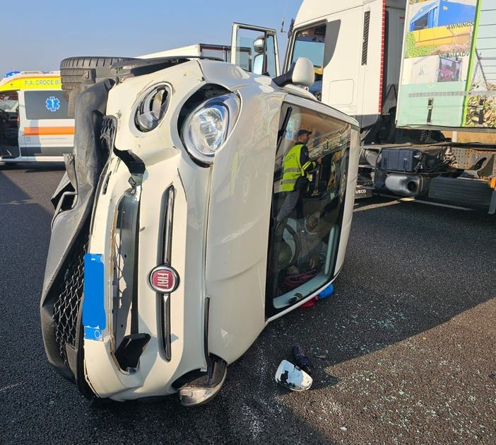 Incidente al sito interporto, traffico paralizzato sulla tangenziale sud Incidente al sito interporto, traffico paralizzato sulla tangenziale sud