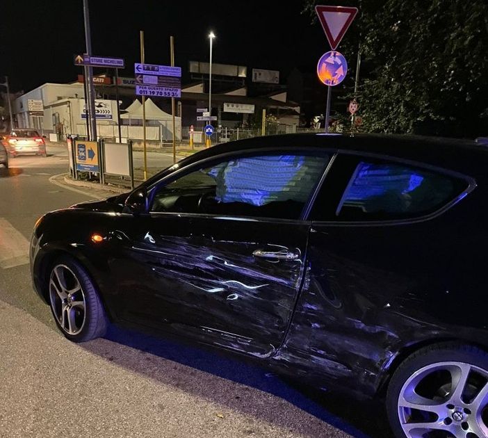 Nichelino, causa un incidente e poi fugge via senza prestare soccorso Nichelino, causa un incidente e poi fugge via senza prestare soccorso