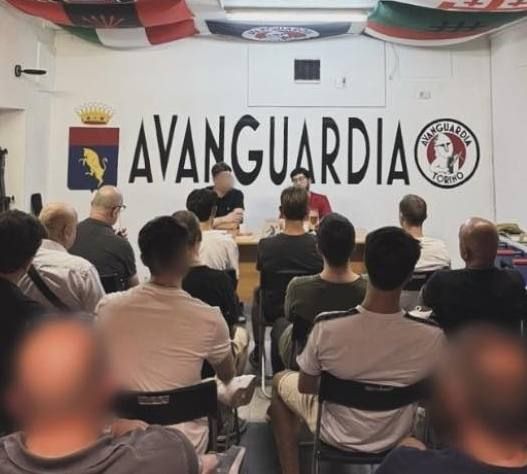 Ricca (Lega): “Stop ai contributi per eventi antisemiti", mentre in aula si parla dei neonazisti (tra cui il figlio dell'assessore) Ricca (Lega): “Stop ai contributi per eventi antisemiti", mentre in aula si parla dei neonazisti (tra cui il figlio dell'assessore)