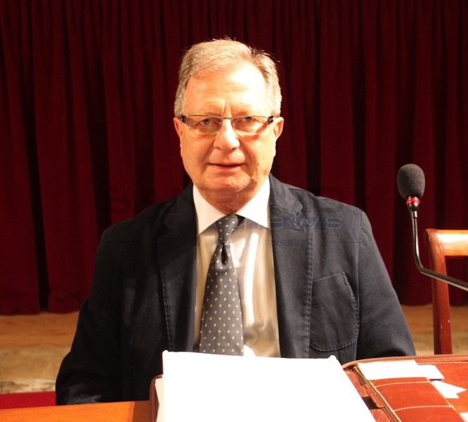 Cyberbullismo, l'appello del papà di Carolina: "Pensate prima di postare video" Cyberbullismo, l'appello del papà di Carolina: "Pensate prima di postare video"