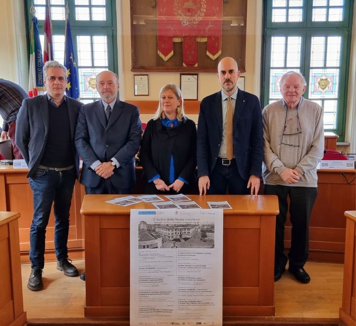 presentazione in consiglio comunale