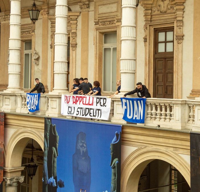Università, studenti del Fuan in presidio per chiedere un appello aggiuntivo a settembre Università, studenti del Fuan in presidio per chiedere un appello aggiuntivo a settembre