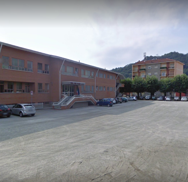 Cavour rimette in sesto il suo scuolabus
