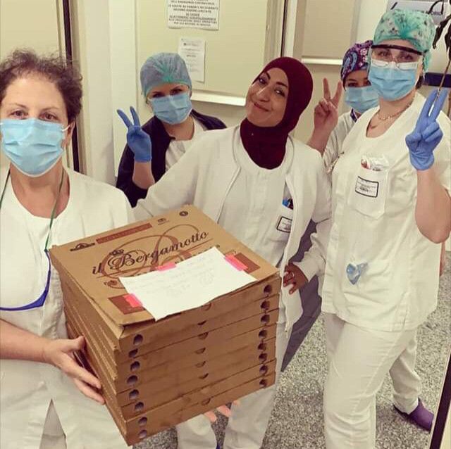 Collegno, dall'Associazione Savonera pizze per il personale sanitario Collegno, dall'Associazione Savonera pizze per il personale sanitario