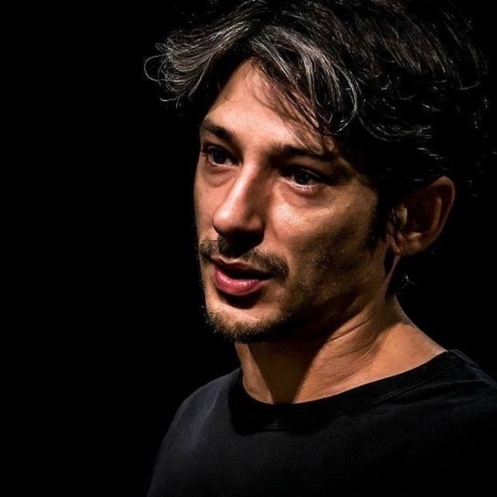 Le ultimissime news vanno in scena al Teatro Carignano con Fausto Paravidino