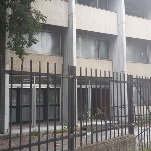 L'ex Majorana di corso Tazzoli L'ex Majorana di corso Tazzoli