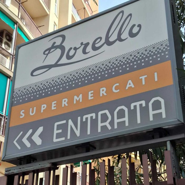 Insegna supermercati Borello