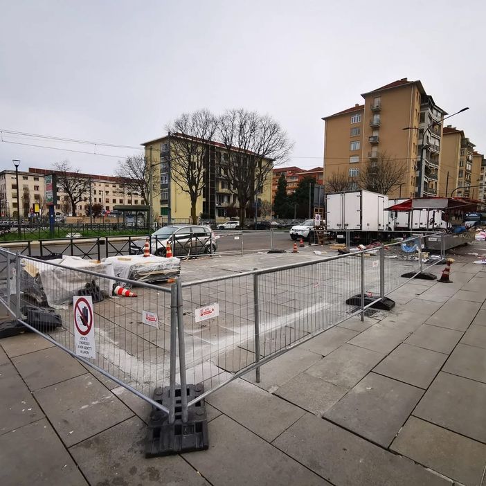 Il mercato di corso Spezia in affanno, la 8: “Dopo 20 anni serve un restyling” Il mercato di corso Spezia in affanno, la 8: “Dopo 20 anni serve un restyling”
