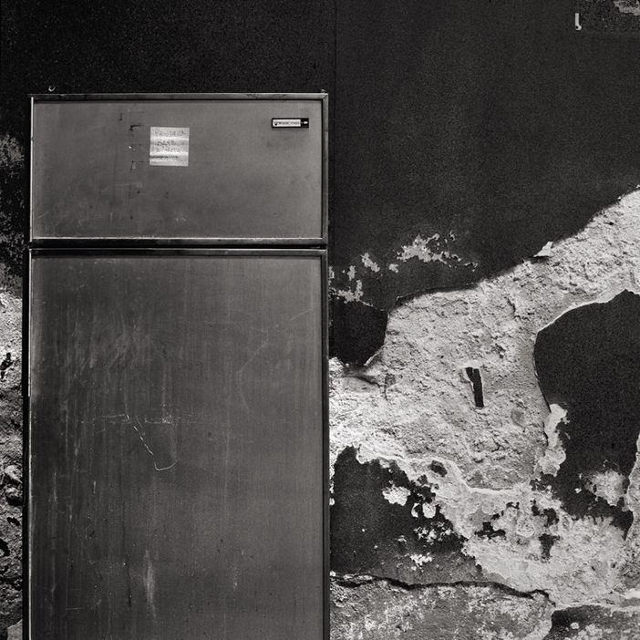 "Ore 18.00, l’orario è finito". A Collegno una mostra fotografica di Massimiliano Camellini "Ore 18.00, l’orario è finito". A Collegno una mostra fotografica di Massimiliano Camellini