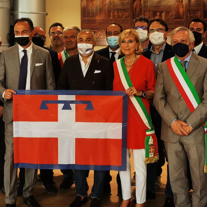 L'accordo firmato a Lanzo Torinese L'accordo firmato a Lanzo Torinese