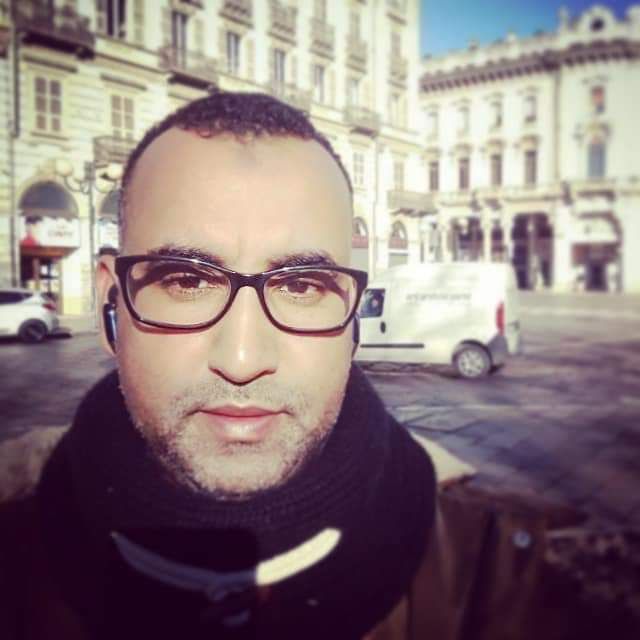 In Italia per curare il figlio di 3 anni, richiedente asilo sventa uno scippo a Torino