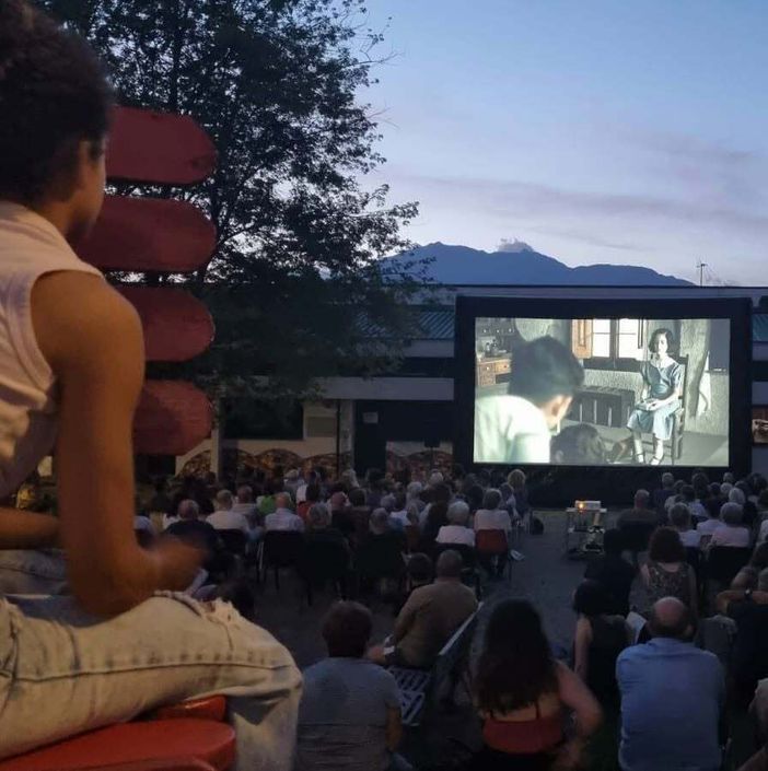 Schermi accesi a Ivrea: torna il viaggio itinerante del "Cinema Diffuso"