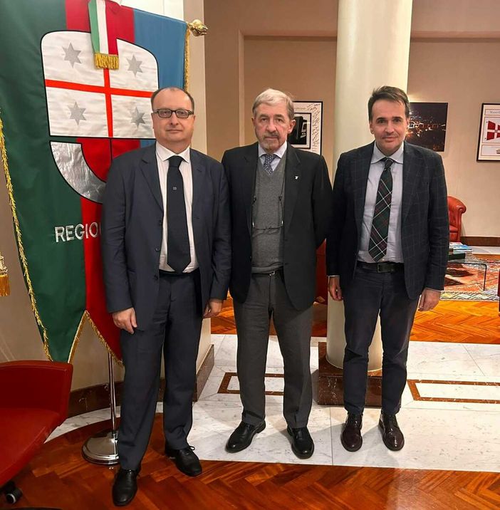 FenImprese Liguria e Piemonte incontrano il presidente della Regione Liguria Marco Bucci FenImprese Liguria e Piemonte incontrano il presidente della Regione Liguria Marco Bucci