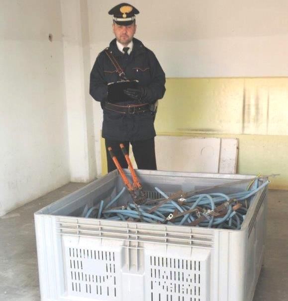 Due  fratelli rumeni residenti a Pinerolo arrestati per furto di cavi di rame