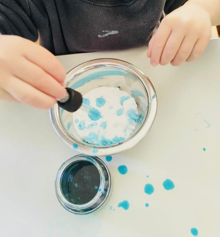 Voucher per pagare i nidi e mense per i bimbi sotto i 6 anni, online la piattaforma per il buono Vesta