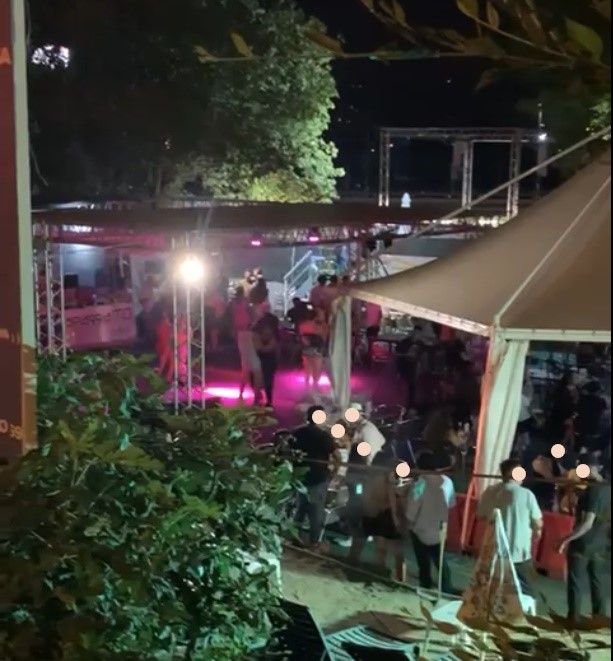 punto estivo trasformato in discoteca