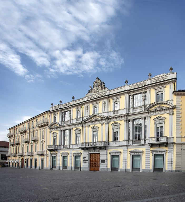 Il Gruppo Cassa di Risparmio di Asti e il Poltecnico di Torino vicini alle imprese del territorio Il Gruppo Cassa di Risparmio di Asti e il Poltecnico di Torino vicini alle imprese del territorio