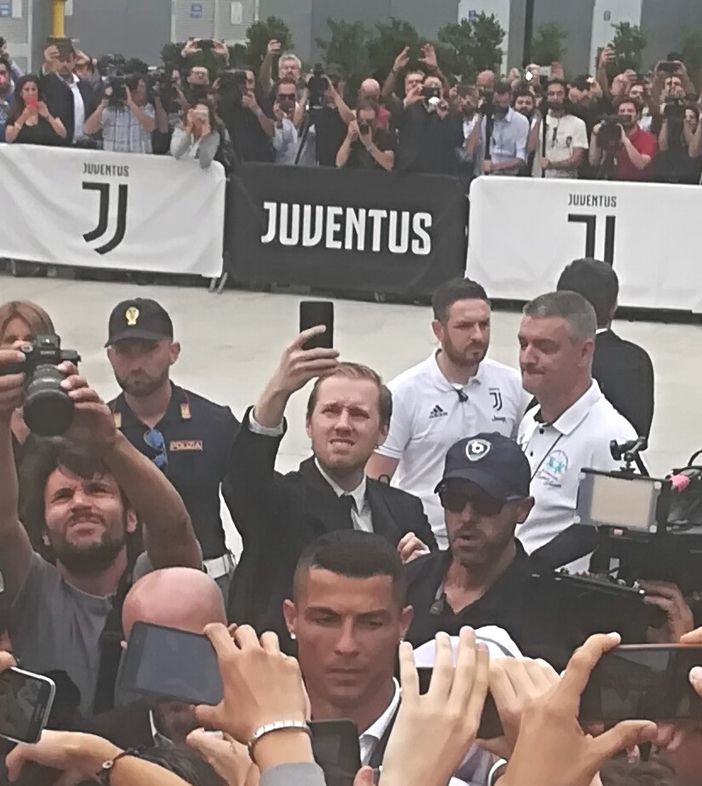 In centinaia per le  visite mediche di CR7: è il Ronaldo day