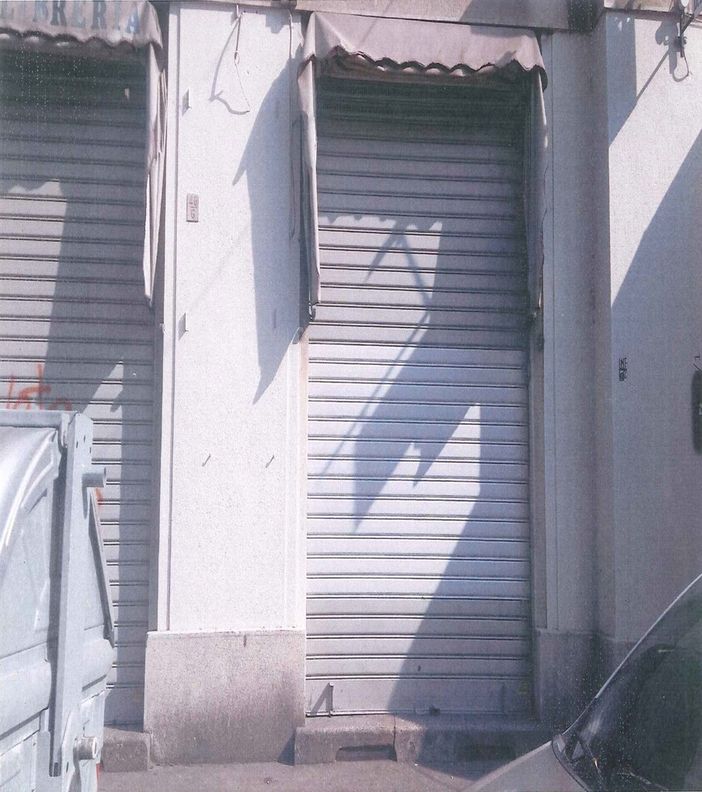 Borgo Aurora, operazione decoro: cancellate tutte le scritte