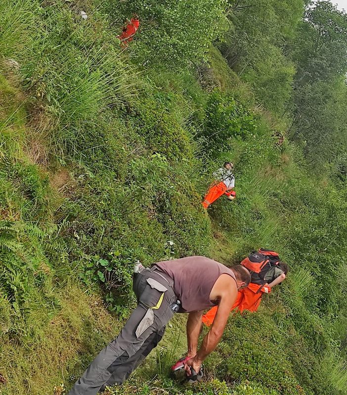 I lavori di pulizia sul sentiero