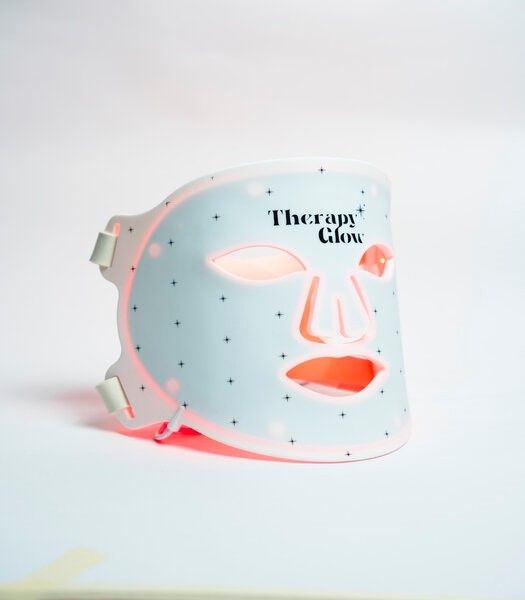 Addio acne! Come la terapia a luce rossa può risolvere il tuo problema di pelle Addio acne! Come la terapia a luce rossa può risolvere il tuo problema di pelle