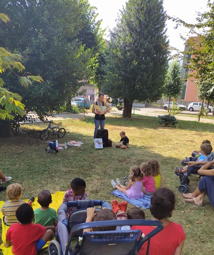 Lavoratori come libri aperti si raccontano ai più piccoli a Luserna San Giovanni Lavoratori come libri aperti si raccontano ai più piccoli a Luserna San Giovanni
