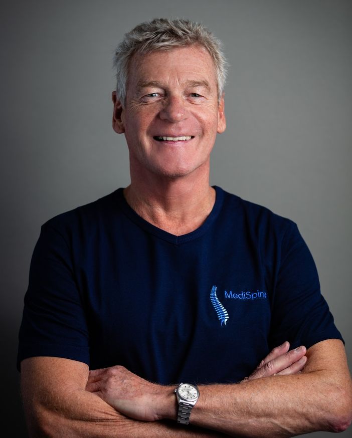 Presso lo Studio Medico Galeno l’ortopedico esperto in patologie e chirurgia della colonna vertebrale